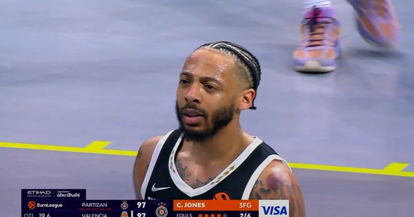 Drama u produžetku! "Bomba" Karlika Džonsa za izjednačenje!