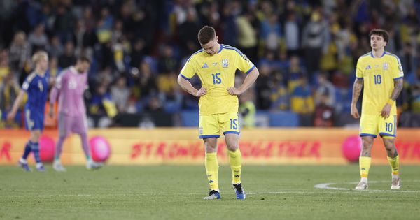 Košmaran dan za Ukrajince: Uoči baraža sa Švedskom opljačkani u hotelu, pa ostali bez sna o Mundijalu