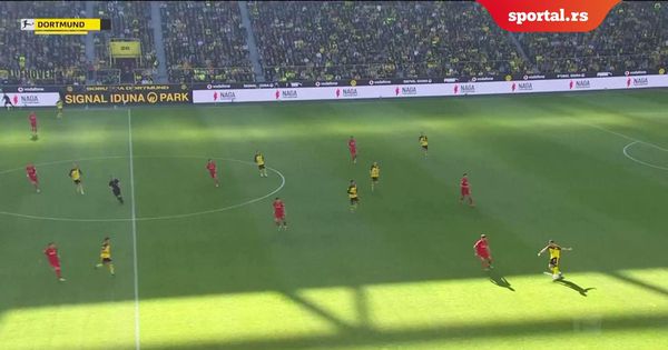 Borusija razmontirala Frajburg i overila Ligu šampiona