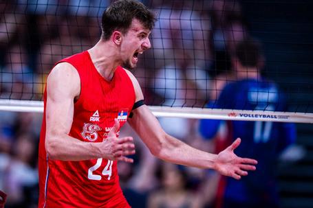 "Biće jedan od najvažnijih igrača!" Selektor Srbije uperio prstom u 18-godišnjaka: On je nešto specijalno