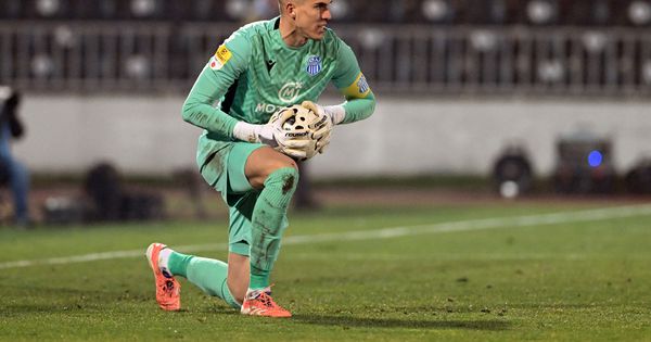 "Nisam u kontaktu sa ljudima iz Zvezde!" Balša Popović ne razmišlja o crveno-belima