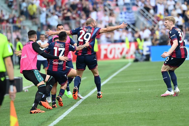 Leče izborio opstanak u 101. minutu, Napoli prosuo sve u Bolonji: Osimen doneo 2:0, a onda je šampion strepeo i za bod /VIDEO/