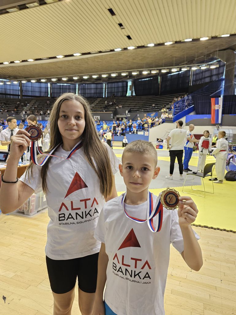 Filip i Katarina Džalev uz podršku ALTA banke do medalje