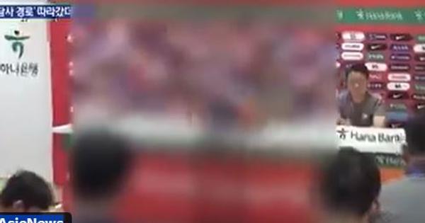 Preko noći postao državni neprijatelj: Predsednik ga javno izvređao, a onda je selektor "izbrisan" sa ekrana tokom konferencije /VIDEO/