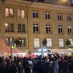 Delije okupirale Bern: Zagrevanje na minusu, karte se traže kao gol /VIDEO/