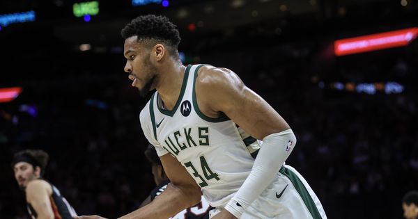 Milvoki posle skoro deceniju ostao bez plej-ofa: Janis odlučio da više ne ćuti