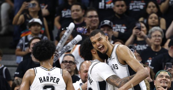 Uživanje je gledati ovog momka: Vembanjama odveo Sparse u polufinale Zapadne konferencije!