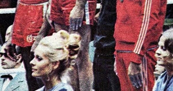 Dok je zemlja gorela u paklu rata, on je ostao ljudina: 20 miliona ljudi je ustajalo usred noći zbog njega, a Muhamed Ali je "hteo da ga bije"