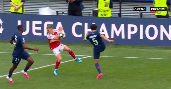 Zašto nije poništen gol Arsenala? Trosara je lopta pogodila u ruku, ali... /VIDEO/