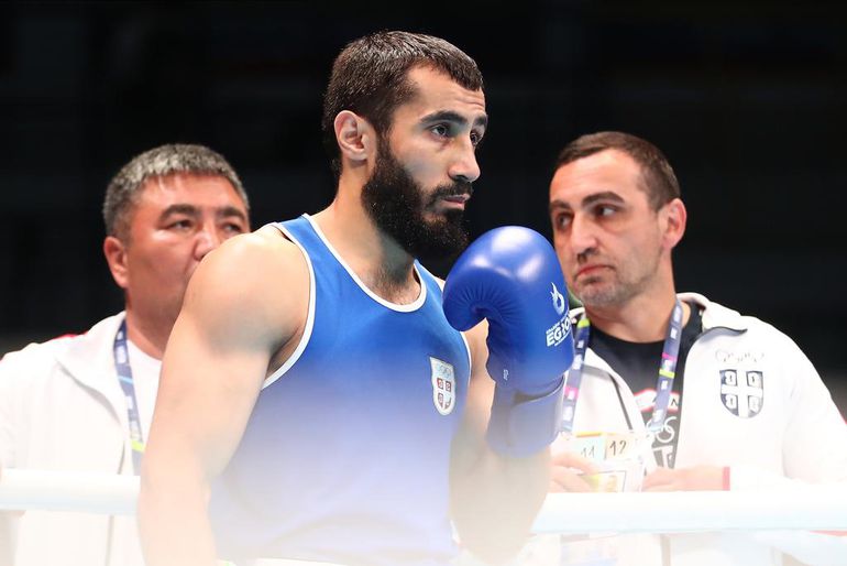 Srebro za Srbiju u boksu: Vahid poražen u finalu, ali nosi medalju iz Krakova