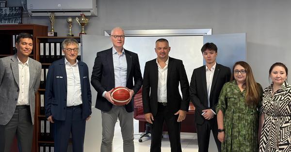 Dejan Tomašević u Astani: Razgovori o unapređenju sportske saradnje Srbije i Kazahstana /FOTO/