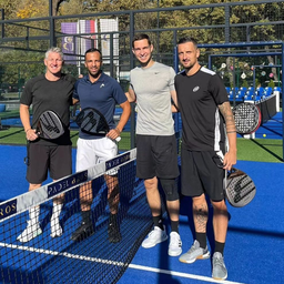 Švajni uživa u Beogradu: Neće pred ženom da se bruka na tenisu, pa otišao na padel! Pogledajte s kim je slavni Nemac proveo nedelju na Adi Ciganliji