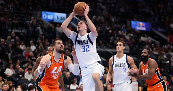 Kuper Fleg ispisao istoriju NBA lige: Zvezda Dalasa postala najmlađi igrač kome je ovo pošlo za rukom! /VIDEO/