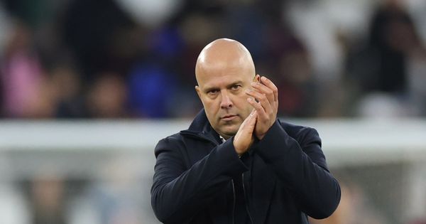 Sada je očigledno: Trener svetske klase menja Slota, i ne - nije Ćabi Alonso