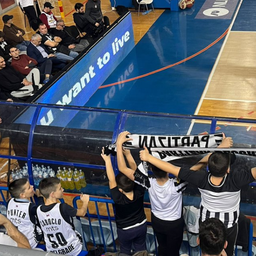 Domaćinska atmosfera za Partizan u Baru! /FOTO/