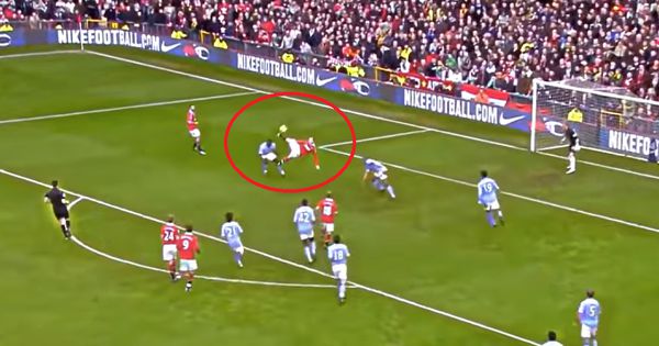 Vejn Runi - 15 godina kasnije i sa kojim kilogramom viška - ponovio gol karijere! /VIDEO/