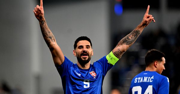 Kao u najboljim danima: Aleksandar Mitrović postigao gol u svom stilu za preokret protiv Saudijske Arabije! /VIDEO/