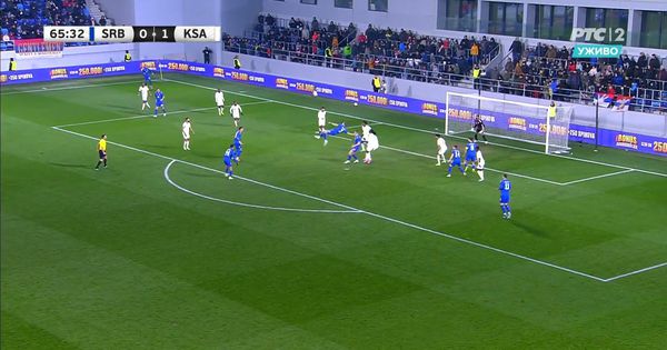 Gol za TV špice: Strahinja Pavlović golom iz makazica doneo izjednačenje!