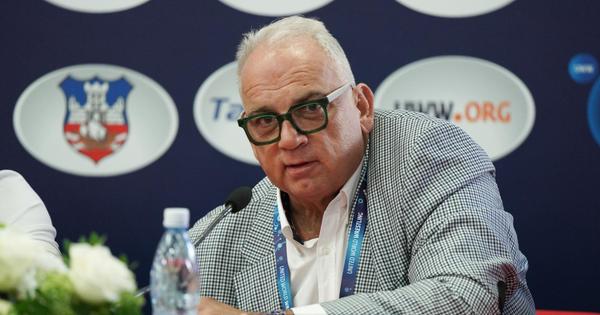 Kriza u Svetskom rvačkom savezu: Milionski gubici i borba za vlast usred kontroverzi za izbora predsednika