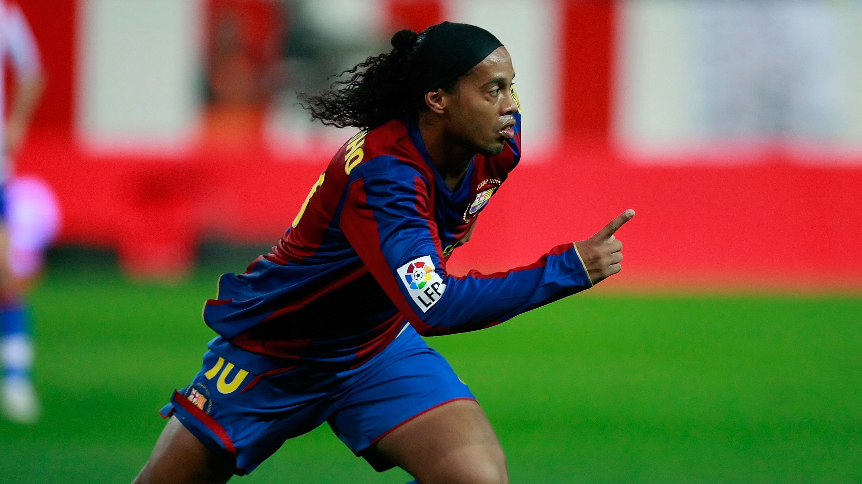 Ronaldinho mérlege a Barcelona játékosaként: 207 mérkőzésen 94 gól és 70 gólpassz (Fotó: Getty Images)