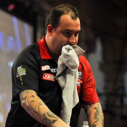 Tettlegesség után szópárbaj – folytatódik a belga dartsbelharc