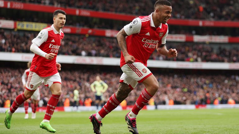 Gabriel Jesus (jobbra) duplázott, simán nyert az Arsenal
