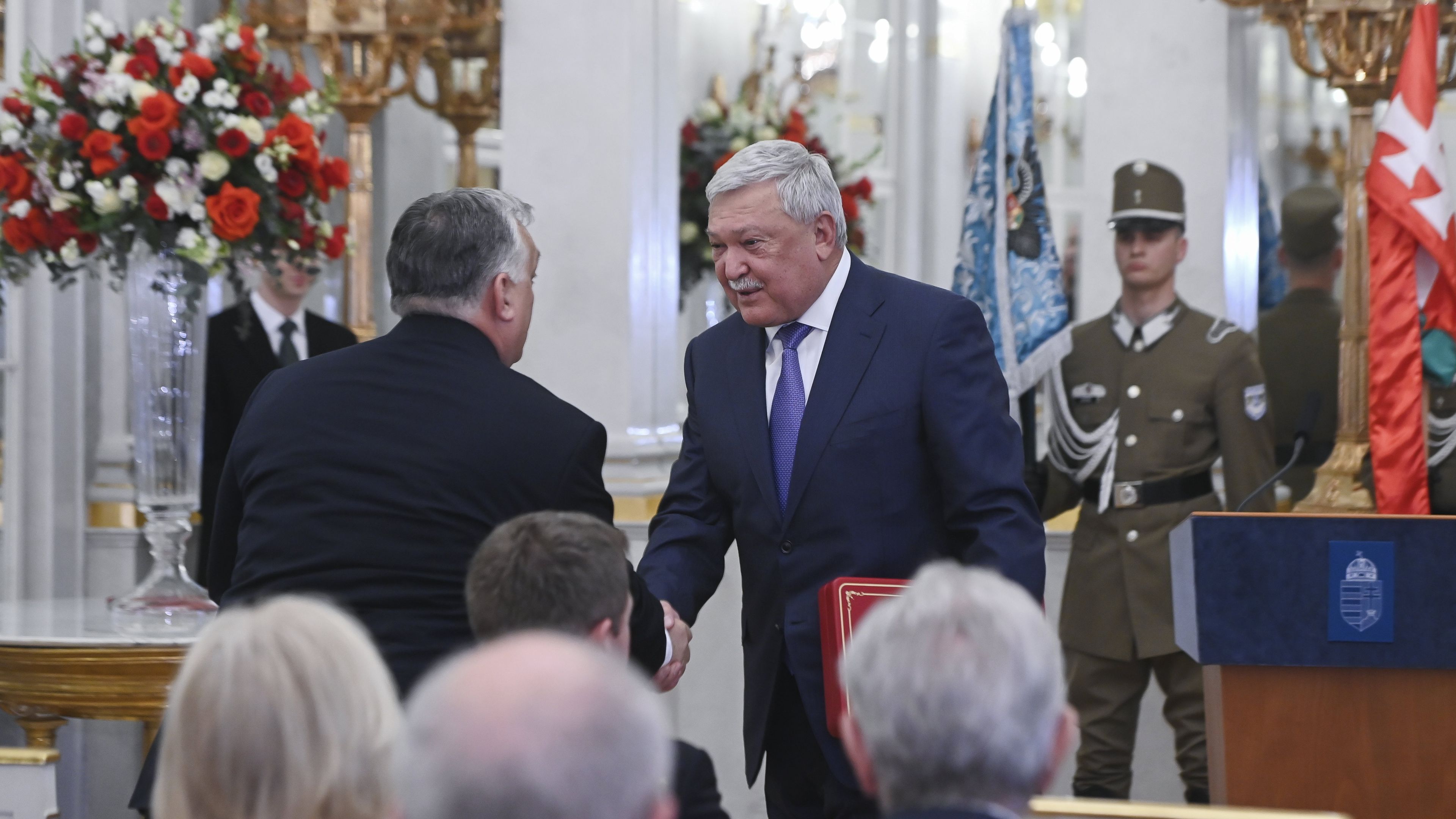 Orbán Viktor javaslatára a legmagasabb állami kitüntetést kapta Csányi Sándor (Fotó: MTI/Koszticsák Szilárd)