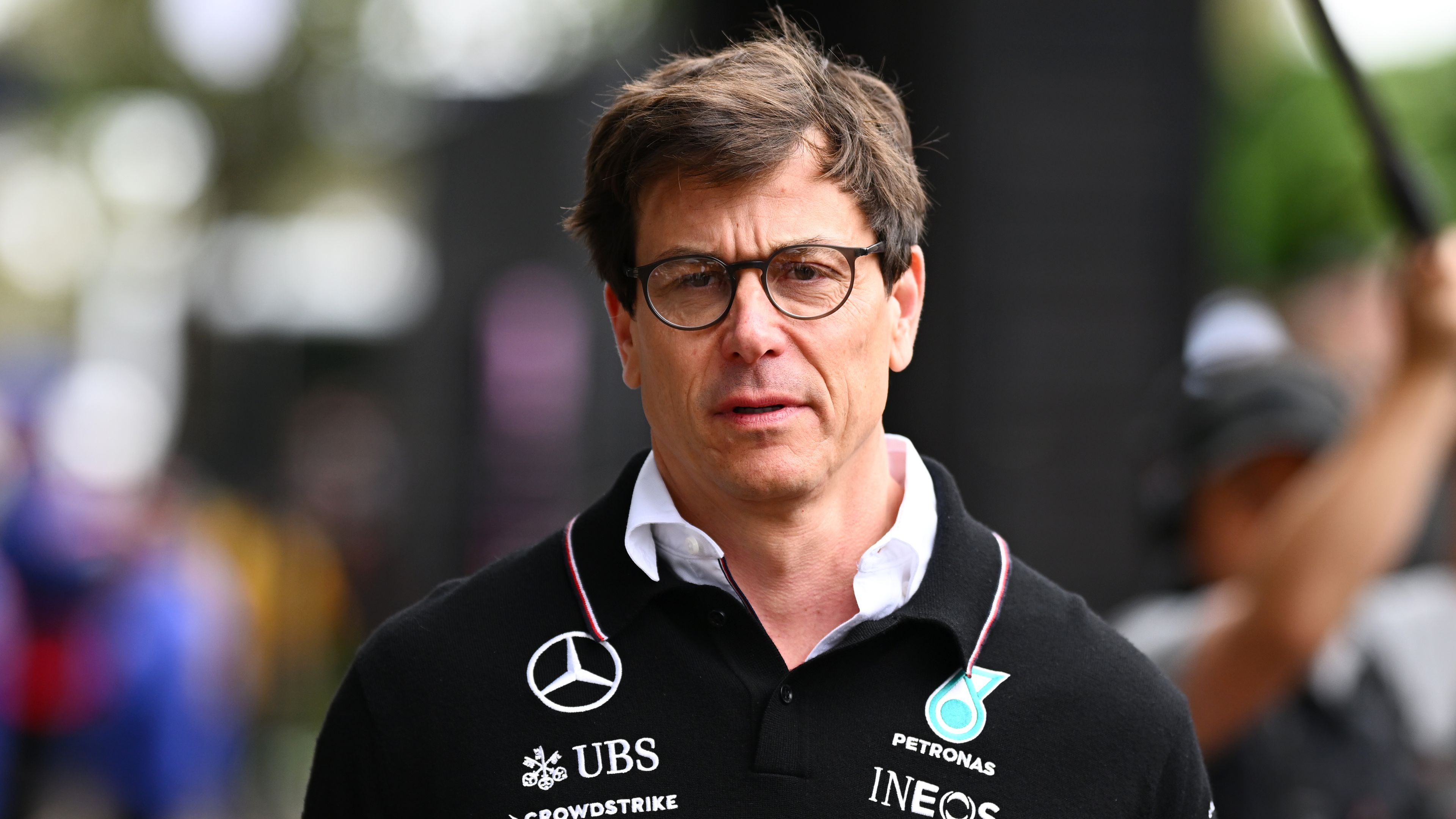 A Mercedes csapatfőnöke örül a Ferrari sikerének
