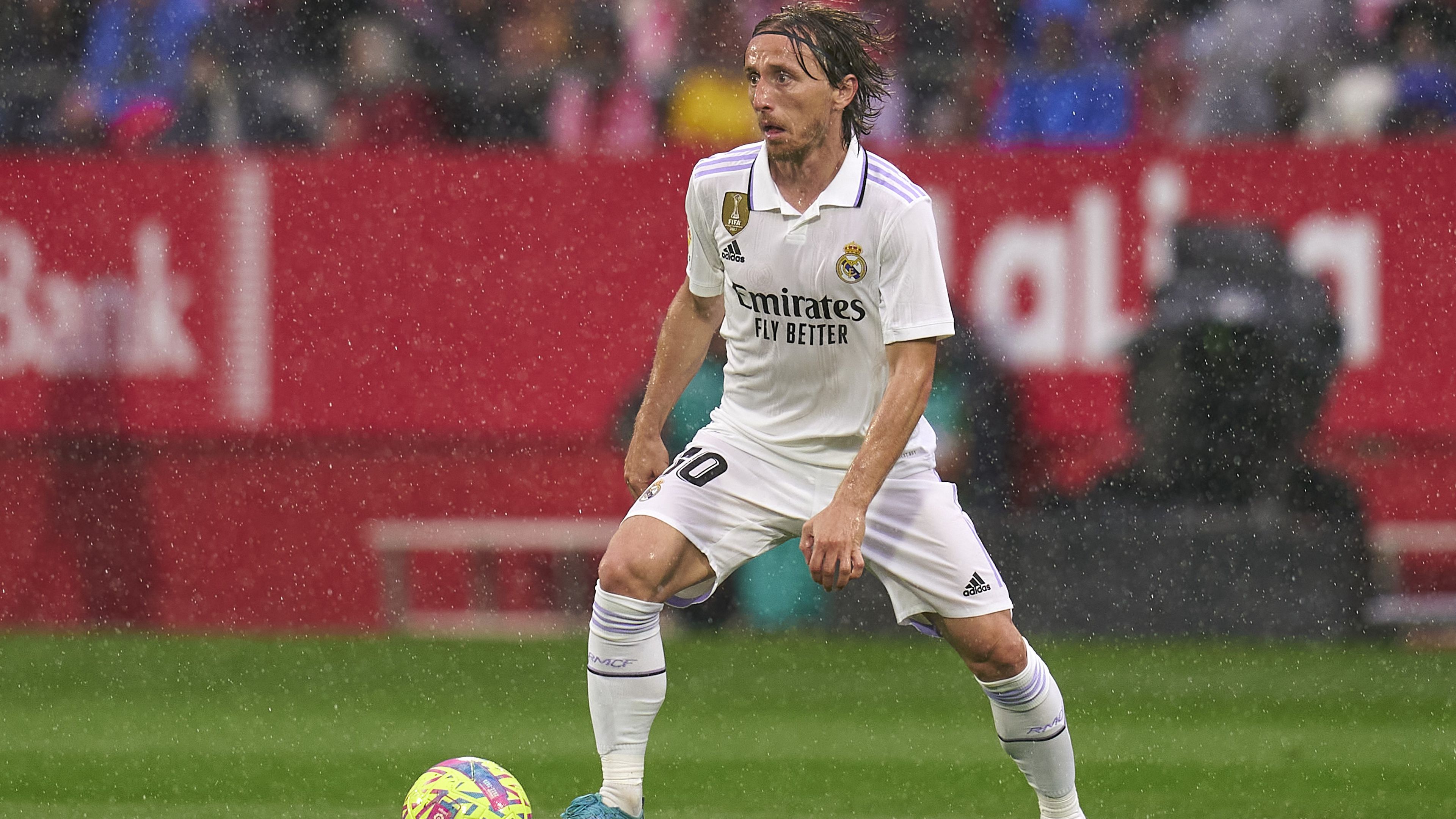Luka Modric már a szombati, Osasuna elleni Spanyol Kupa-döntőben visszatérhet a pályára.