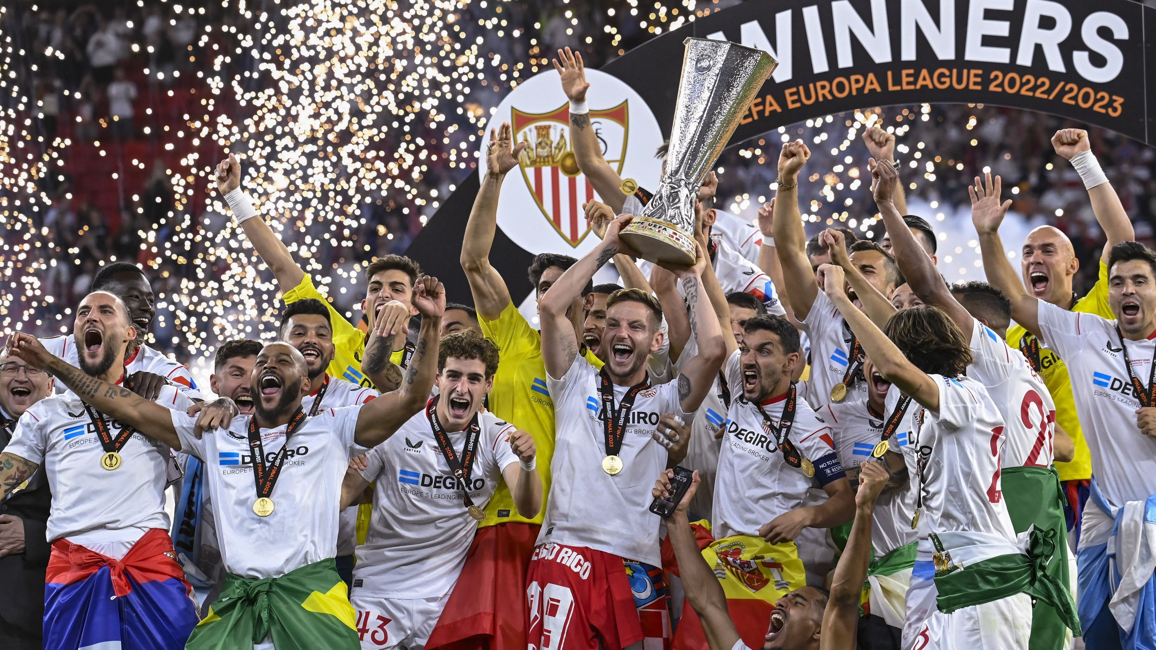 A Sevilla hetedik döntőjét játszotta a második számú európai kupasorozatban, és hetedszer is győzött. (Fotó: MTI)