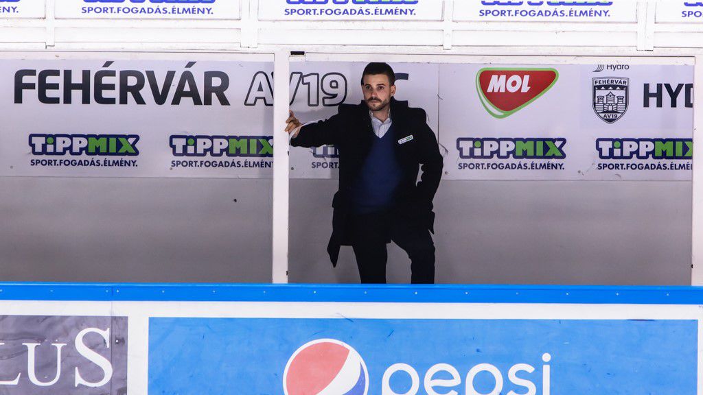 Az újdonsült vezetőedző, Kiss Dávid türelmet kér (Fotó: Hydro Fehérvár AV19)
