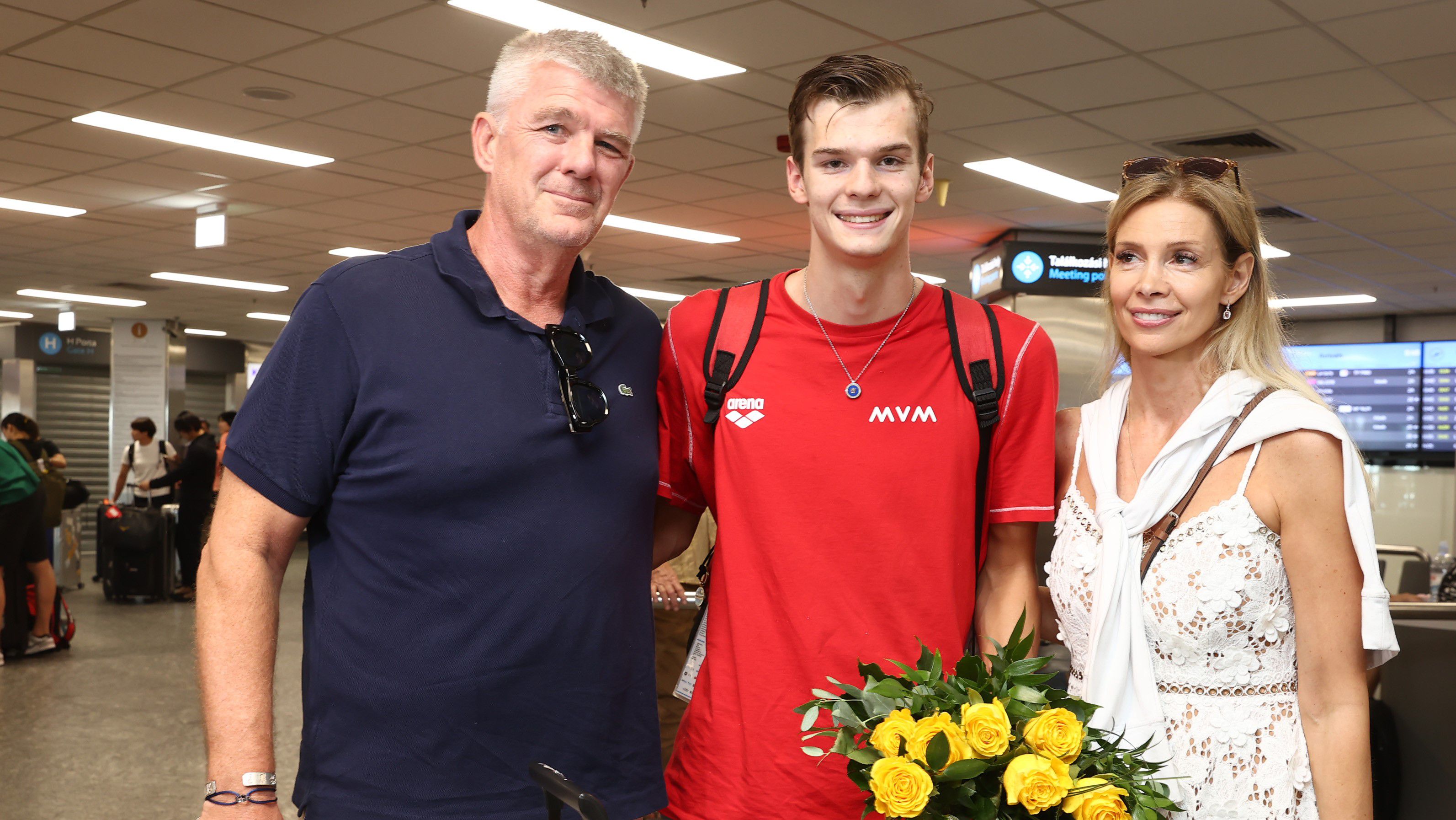 Szülei, Nick és Kitti várták a reptéren az újdonsült világbajnokot /Fotó: Pozsonyi Zita