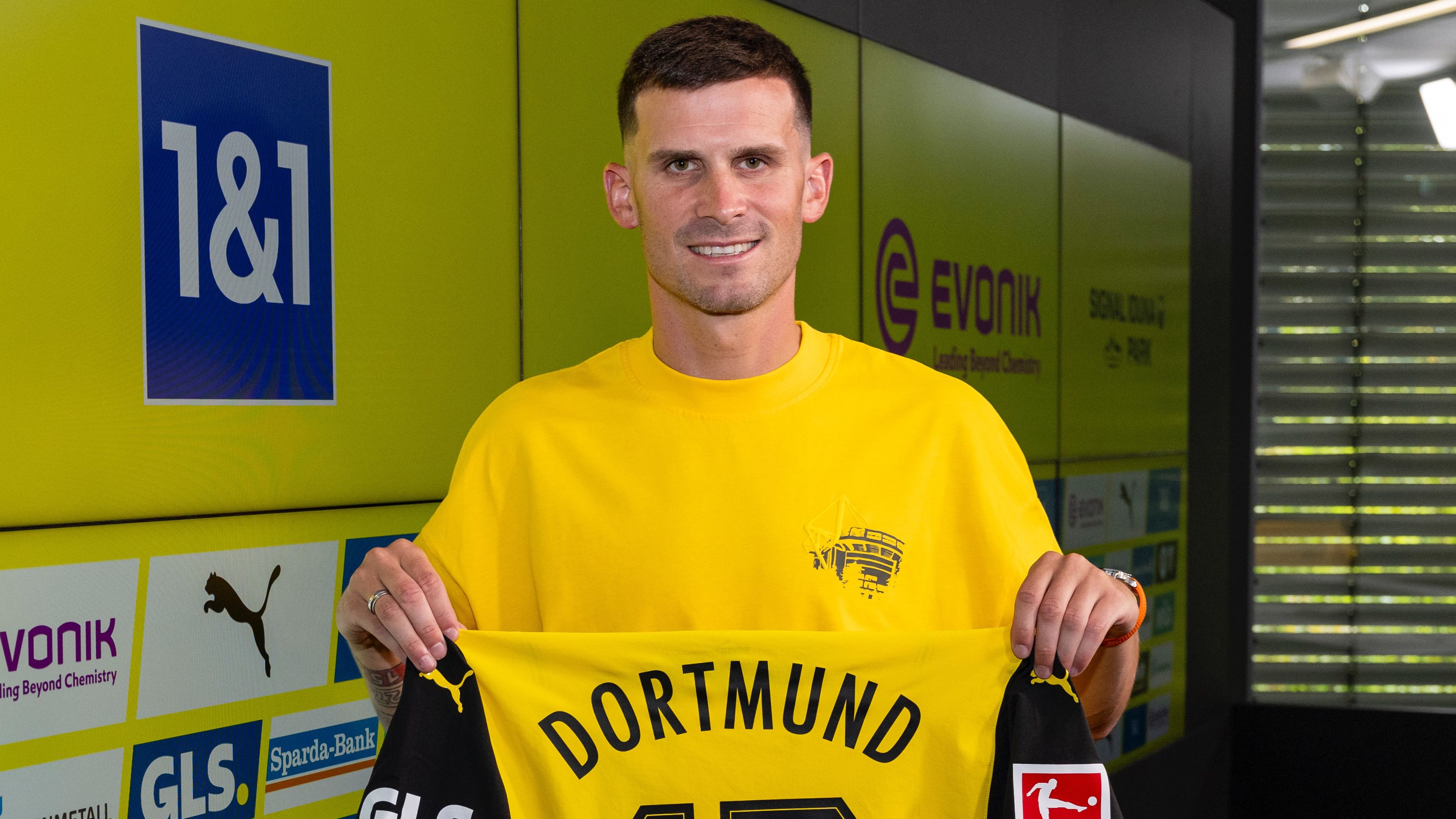 Pascal Gross a Borussia Dortmund harmadik nyári szerzeménye (Fotó: X/BVB)