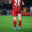 A Liverpool korábbi klasszisa új mezszámmal tiszteleg Diogo Jota emléke előtt