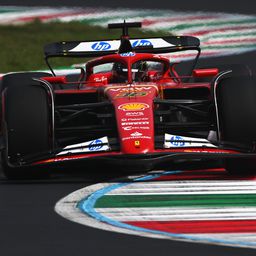 Leclerc beszólt a csapatnak, majd megnyerte a Ferrari hazai futamát