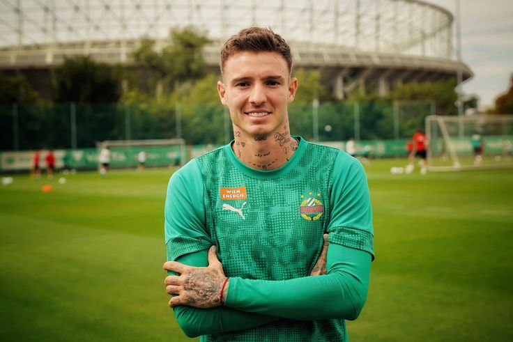 „A foci az életem” – exkluzív interjú a Rapid meghatározó játékosává váló Bolla Bendegúzzal (1. rész)