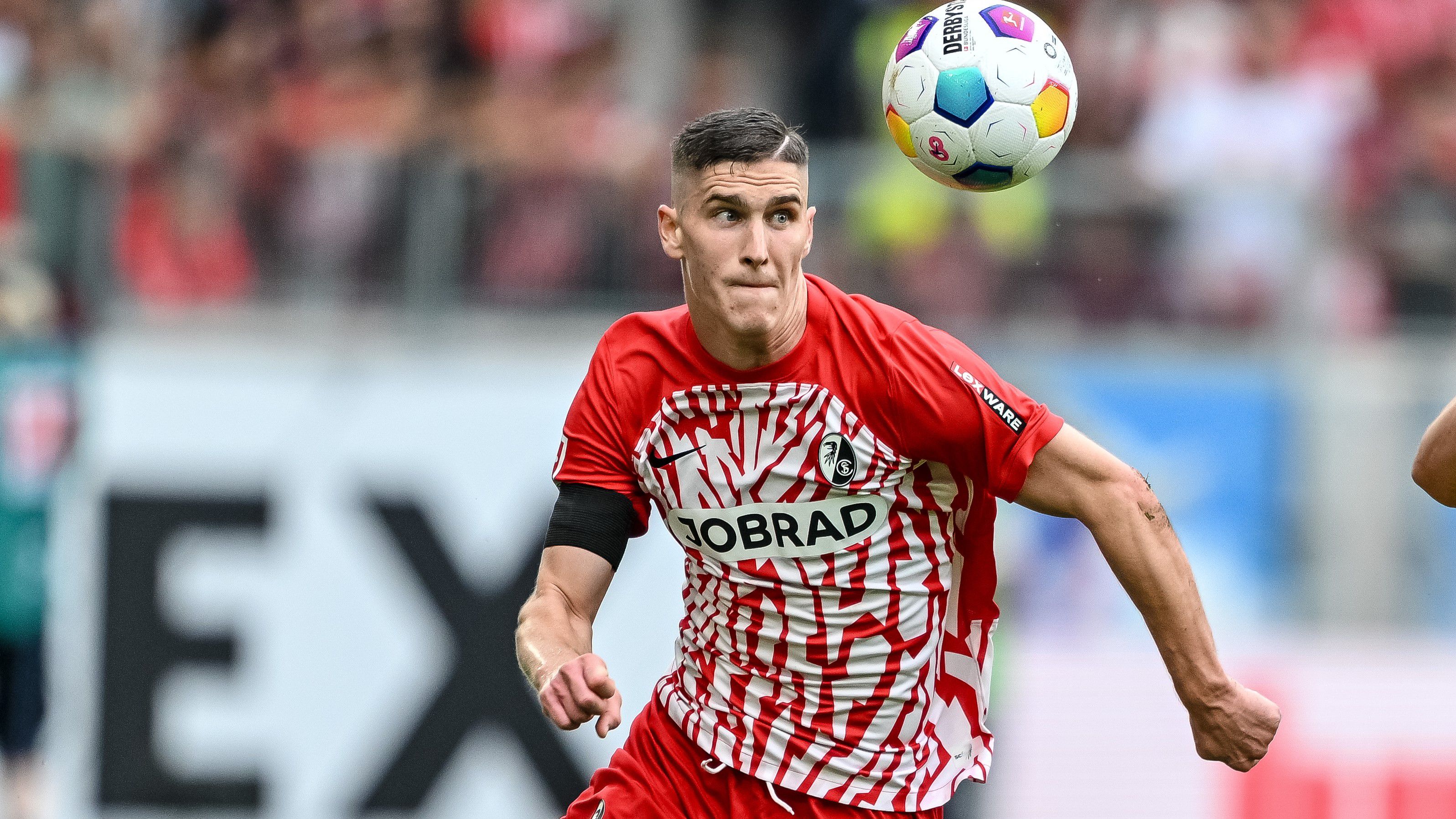 Sallai Roland ismét remekül futballozott, az Augsburg elleni 2–0-ra megnyert bajnokin tizenegyest harcolt ki a Freiburgnak