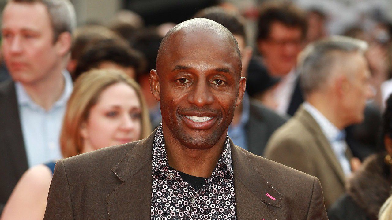 John Fashanu arra buzdította az angol játékosokat, hogy térdeljenek a meleg jogokért a katari világbajnokságon