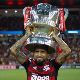 Az exbarcás Vidal figyelmeztetett: „Madrid, szétrúgjuk a segged!"