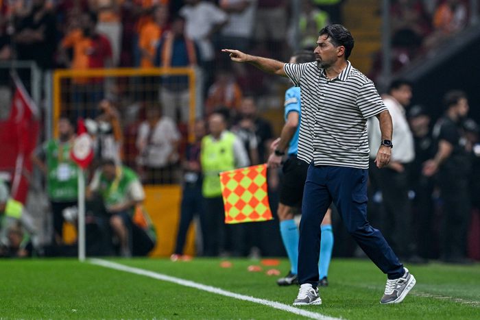 A török szakember 2023 nyarán vette át a csapat irányítását