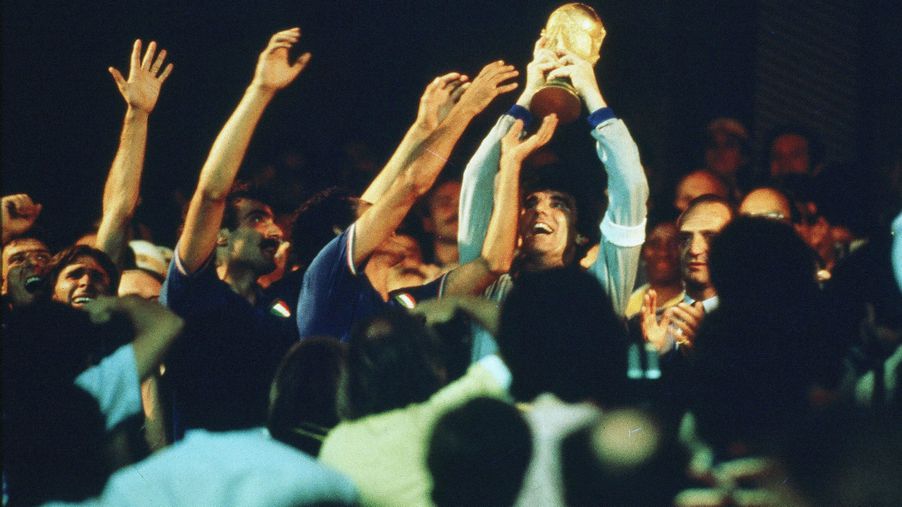 Dino Zoff 1982-ben világbajnokságot nyert az olaszokkal.