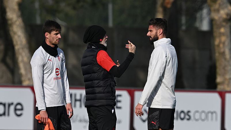 Az edző mellett a szurkolók is csalódottak a Milan átigazolási politikája miatt