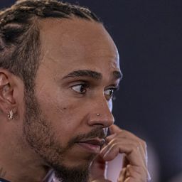 Hamilton megtette az első lépést a nyolcadik világbajnoki cím felé – nemzetközi sajtóvisszhang