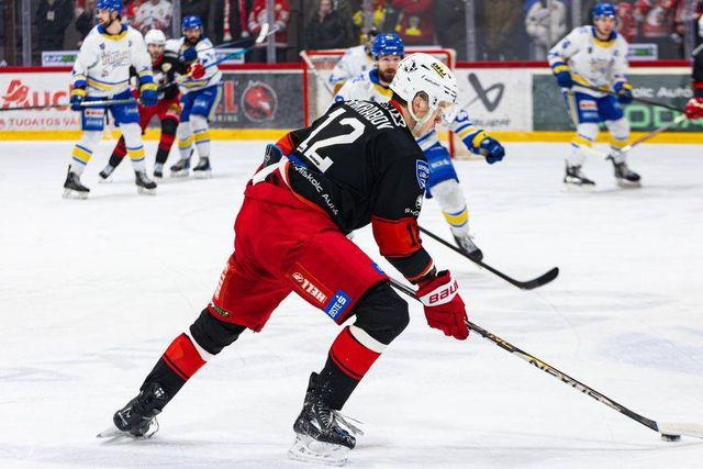 A DVTK hárommal maradt alul