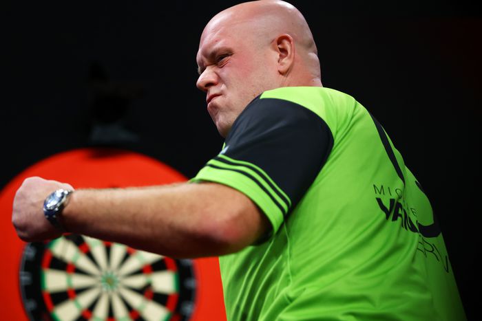 Michael van Gerwen sikerével zárult a darts Premier League ötödik, exeteri állomása