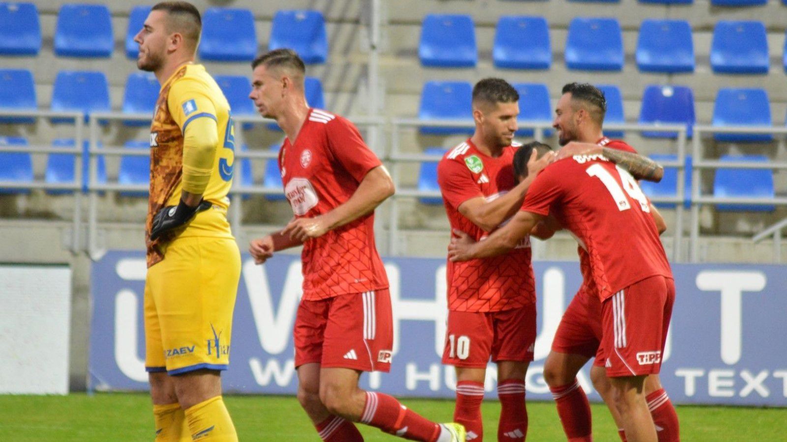 A Kisvárda győzelemmel kezdte a bajnokságot, júliusban 2–0-ra győzött a Zalaegerszeg otthonában. (Fotó: kisvardafc.hu)