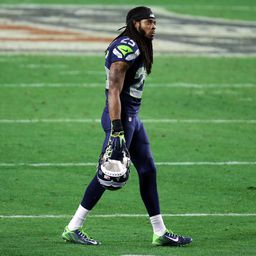 Fegyverrel törtek be a Super Bowl-győztes otthonába