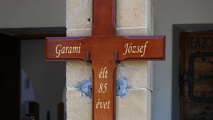 Eltemették Garami Józsefet