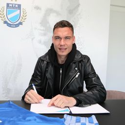 Bobál is marad az MTK-nál