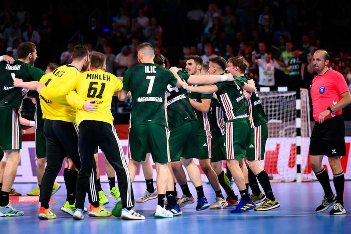 A németek ellen ülhet fel a világ tetejére a magyar férfi junior kézilabda-válogatott